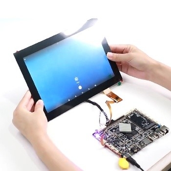 Esperienza integrazione senza soluzione di continuità Android Embedded Board con Android System su un chip
